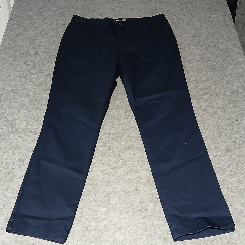 Van Heusen Flat‎ Front Classic Fit Chino Pants Men's Size 36x32 Navy Blue